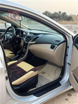 هیۆندای ئەلەنترا